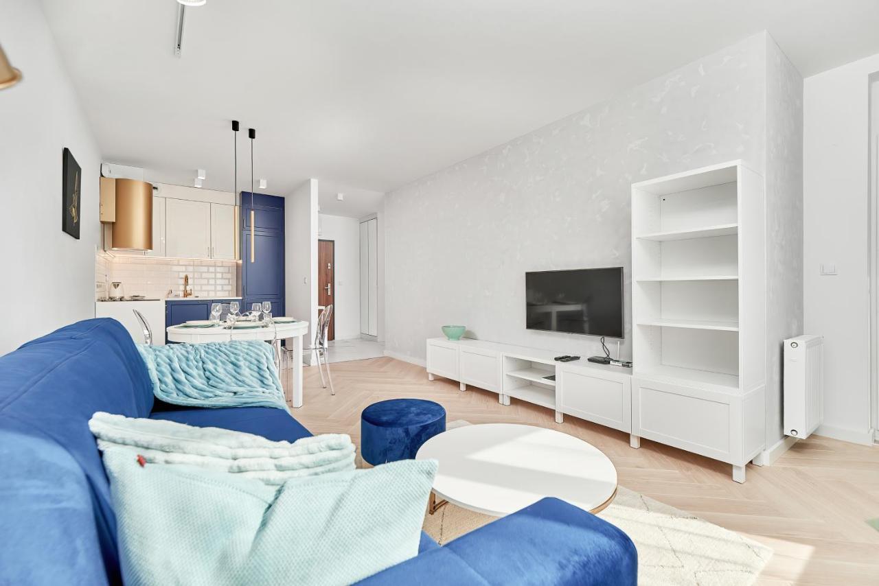 Exclusive Apartments Gwiazdzista With Free Garage Wroclaw By Noclegi Renters エクステリア 写真