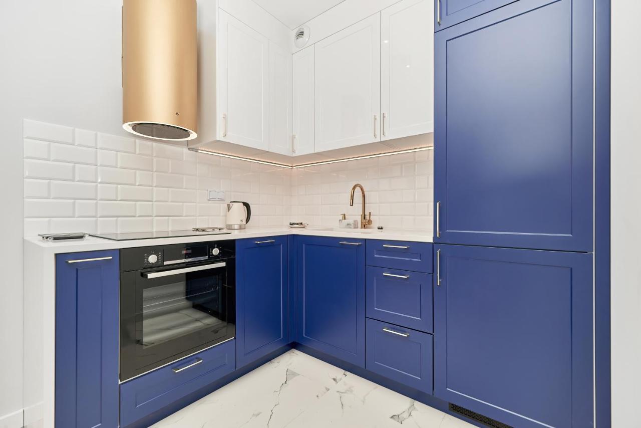 Exclusive Apartments Gwiazdzista With Free Garage Wroclaw By Noclegi Renters エクステリア 写真