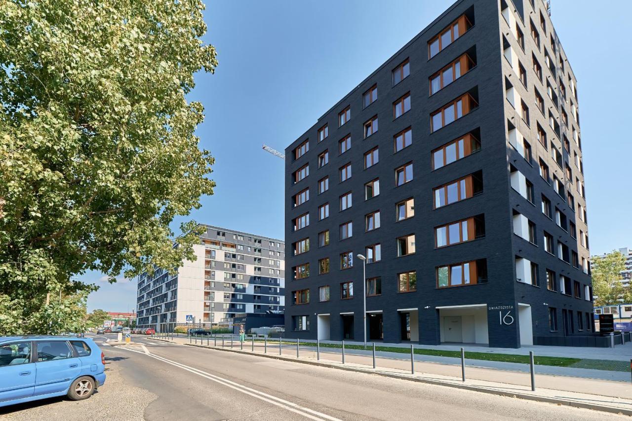 Exclusive Apartments Gwiazdzista With Free Garage Wroclaw By Noclegi Renters エクステリア 写真