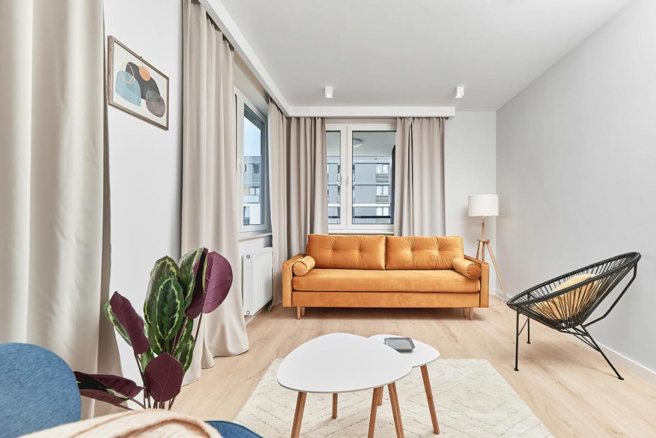 Exclusive Apartments Gwiazdzista With Free Garage Wroclaw By Noclegi Renters エクステリア 写真